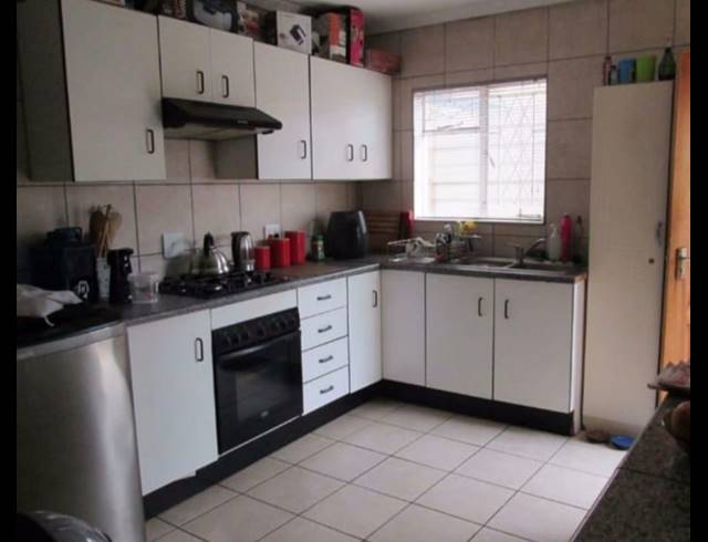 1 BEDROOM APARTMENT RENTED IN BRENTHURST